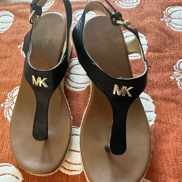 Michael Kors - Picture 4 of 4